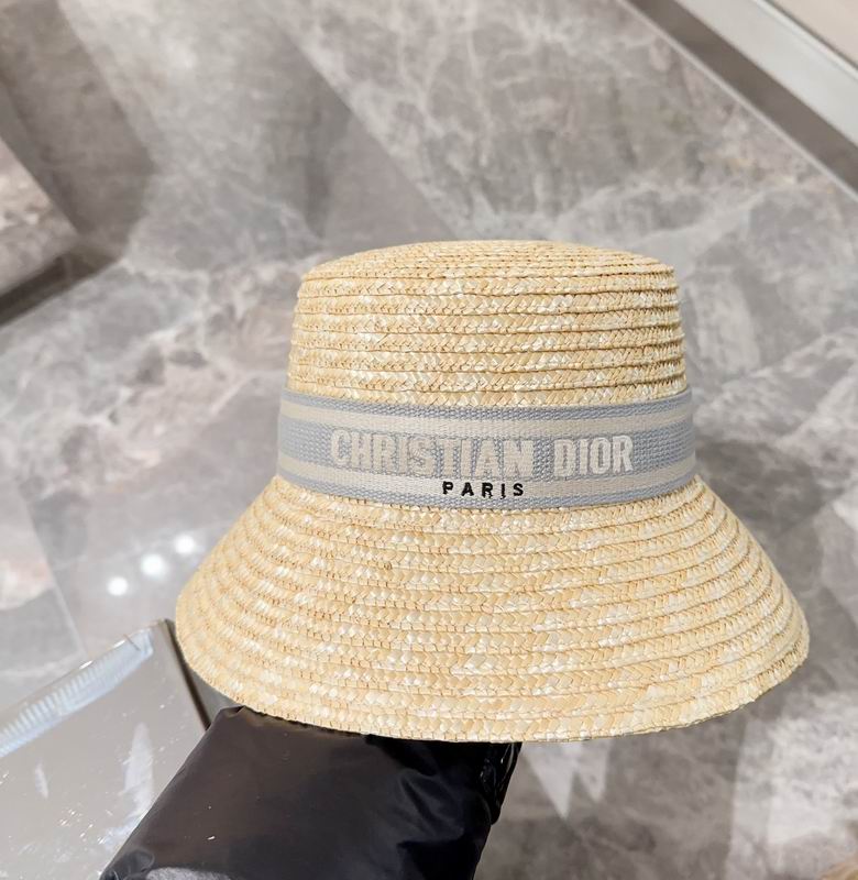 Dior top hat dx93